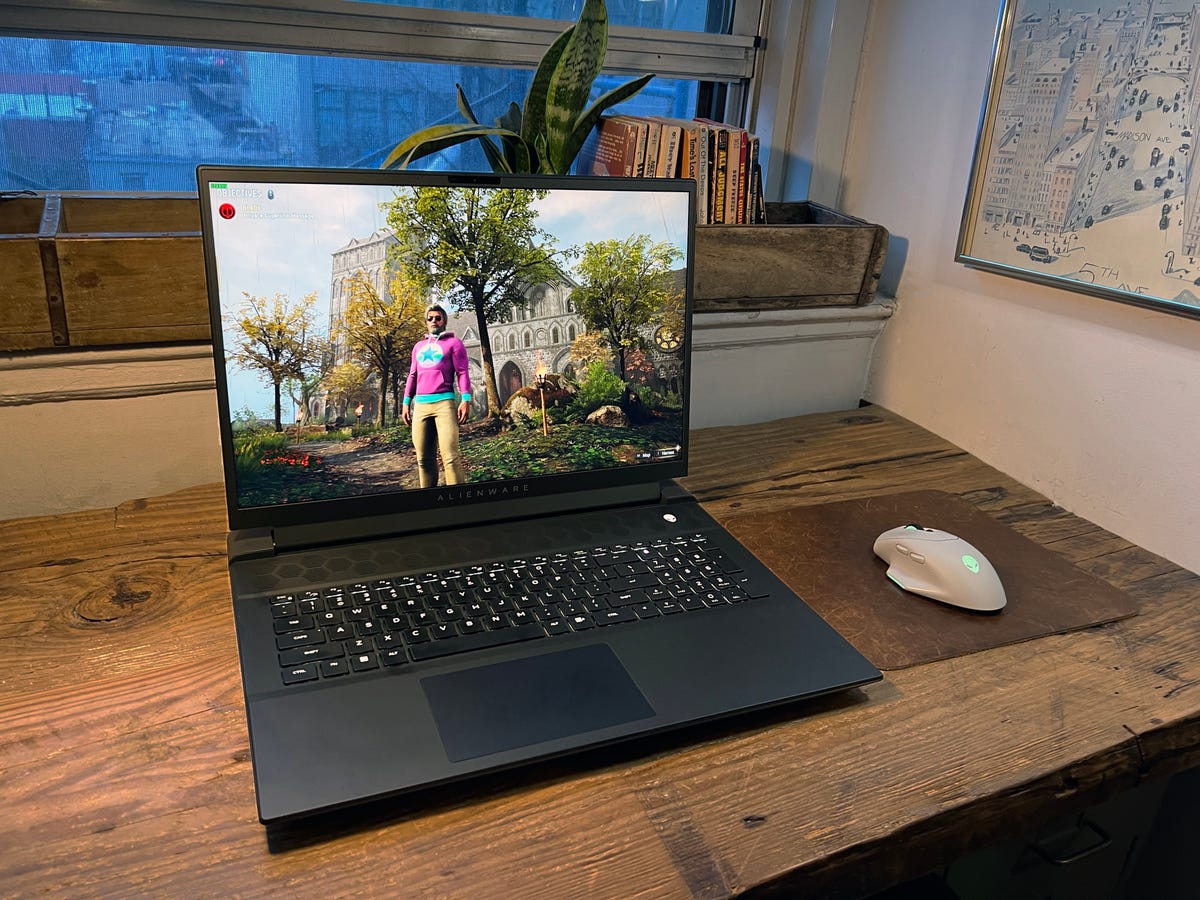 Alienware m18 laptop with mouse