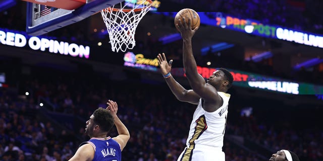 Zion Williamson #1 of the New Orleans Pelicans shoots during the second quarter against the Philadelphia 76ers at Wells Fargo Center on January 02, 2023 in Philadelphia, Pennsylvania. 