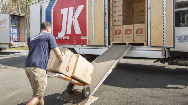 JK-moving-services-dolly-loading