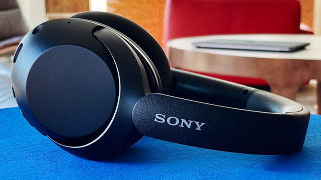 Sony WH-XB910N headphones