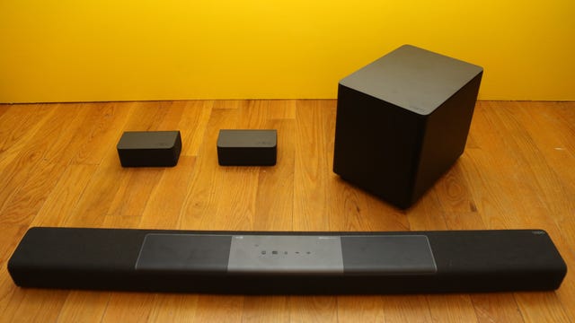 Vizio M512 soundbar, subwoofer and speakers