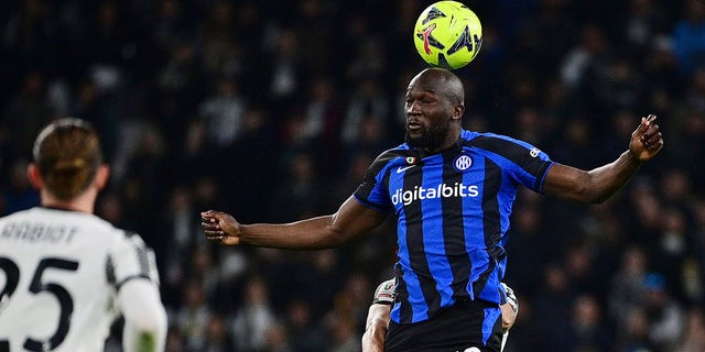 Inter's Romelu Lukaku heads the ball during the Italian cup semifinal first leg soccer match between Juventus and Inter Milan, at the Allianz Stadium, in Turin, Italy, Tuesday, April 4, 2023.