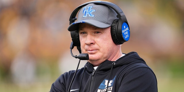 Head coach Mark Stoops of the Kentucky Wildcats during the Missouri Tigers game on Nov. 5, 2022, in Columbia, Missouri.